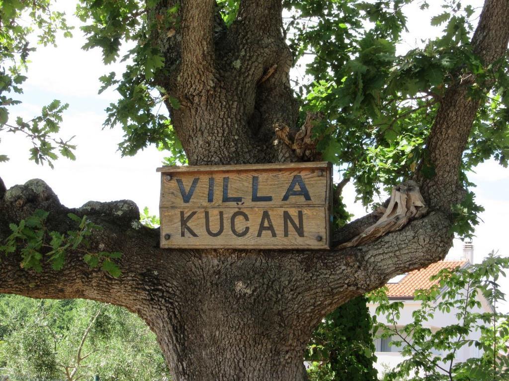 Villa Kucan Porat  Luaran gambar